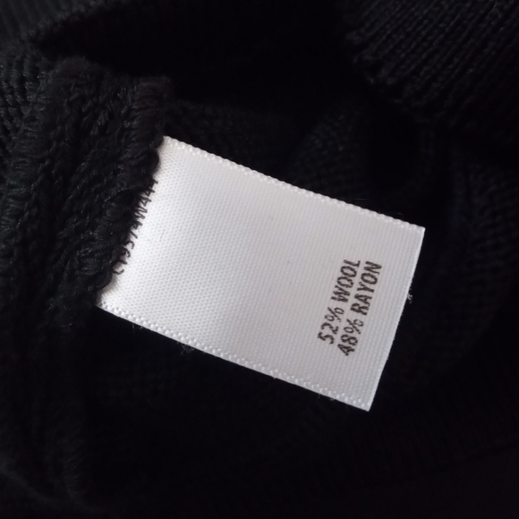 🆕⭐ST. JOHN black short sleeve midi sheath dress - Picture 4 of 10